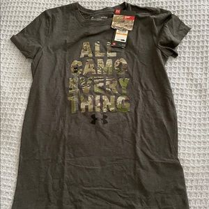 Under Armour t-shirt